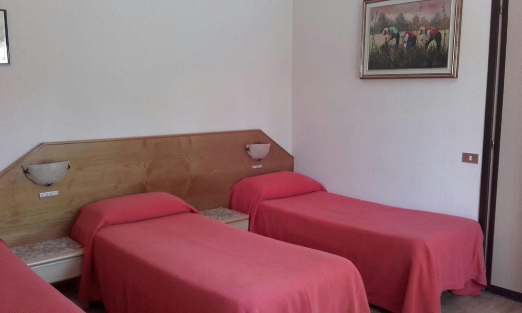 Affittacamere Giudici Lentate sul Seveso Εξωτερικό φωτογραφία